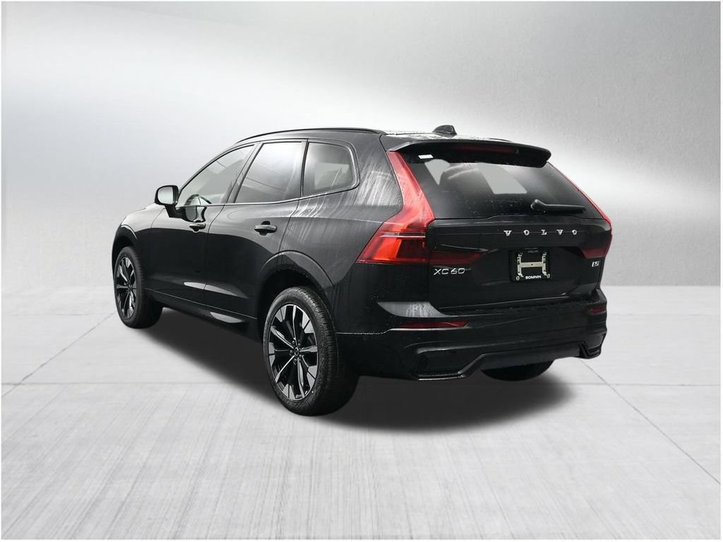 New 2026 Volvo XC60 B5 Plus AWD/4WD image 3