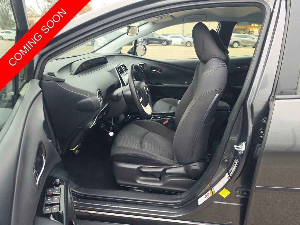 Used 2018 Toyota Prius Prime Plus FWD image 4