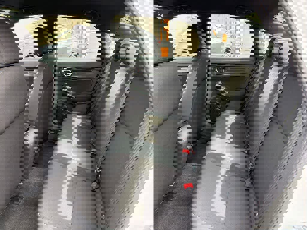 Used 2023 Honda Civic Sport image 29