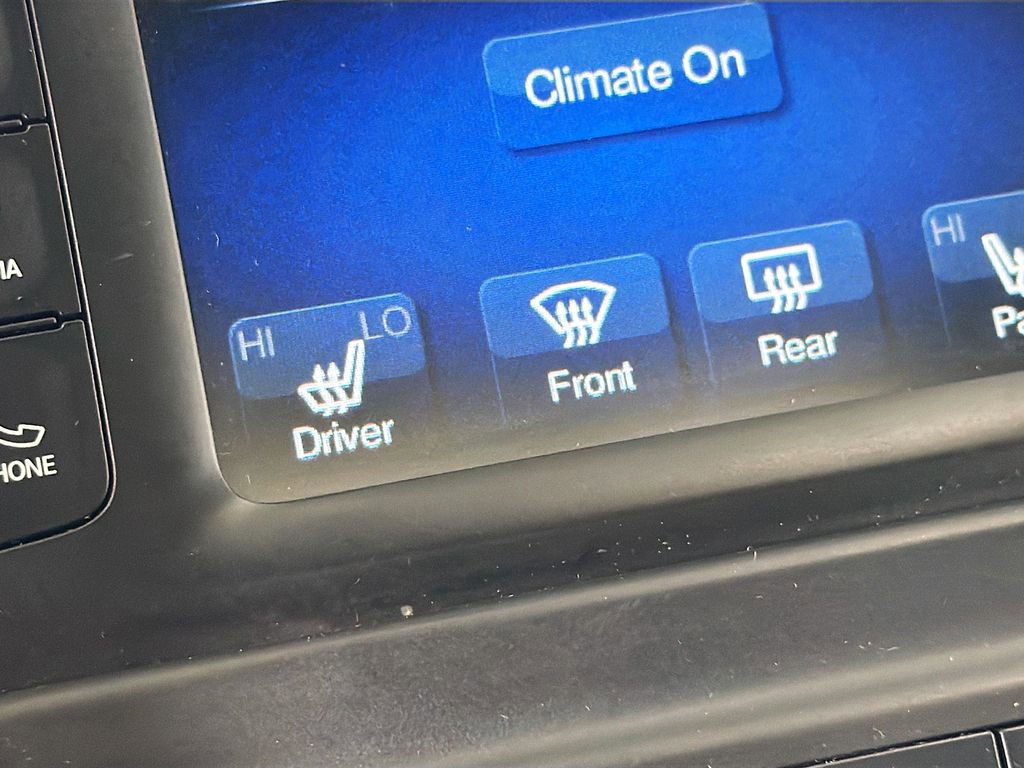 Used 2015 Chrysler 200 Limited w/ Convenience Group image 20