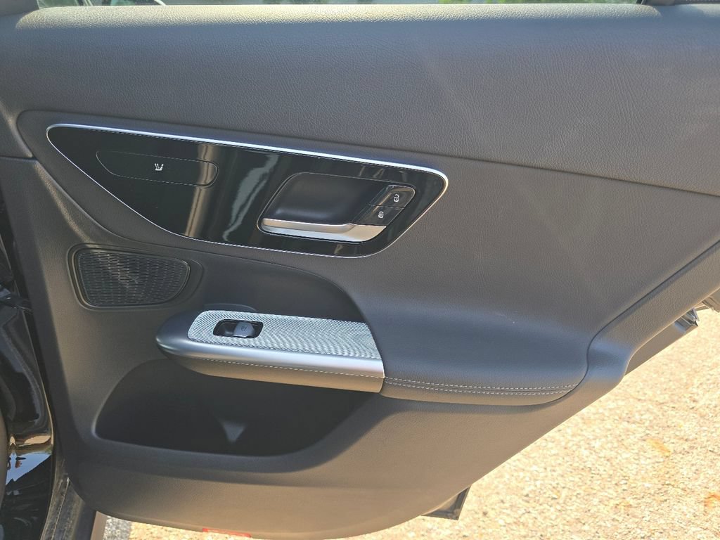 Used 2026 Mercedes-Benz GLC 300 4MATIC image 24