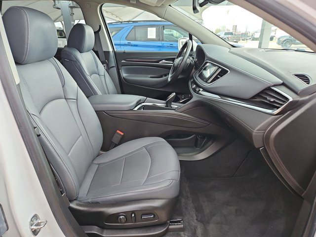 Used 2019 Buick Enclave Essence image 22