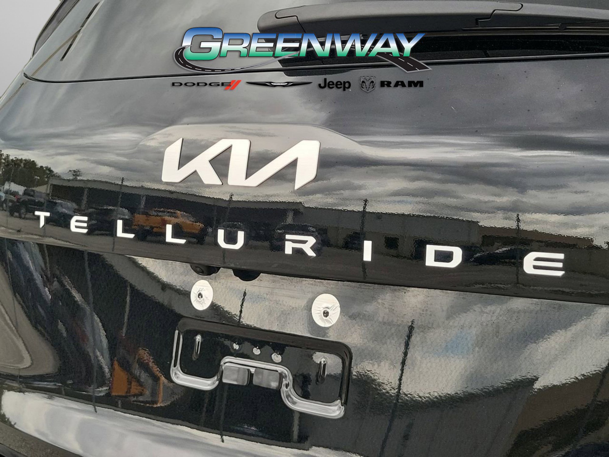 Used 2025 Kia Telluride S image 9