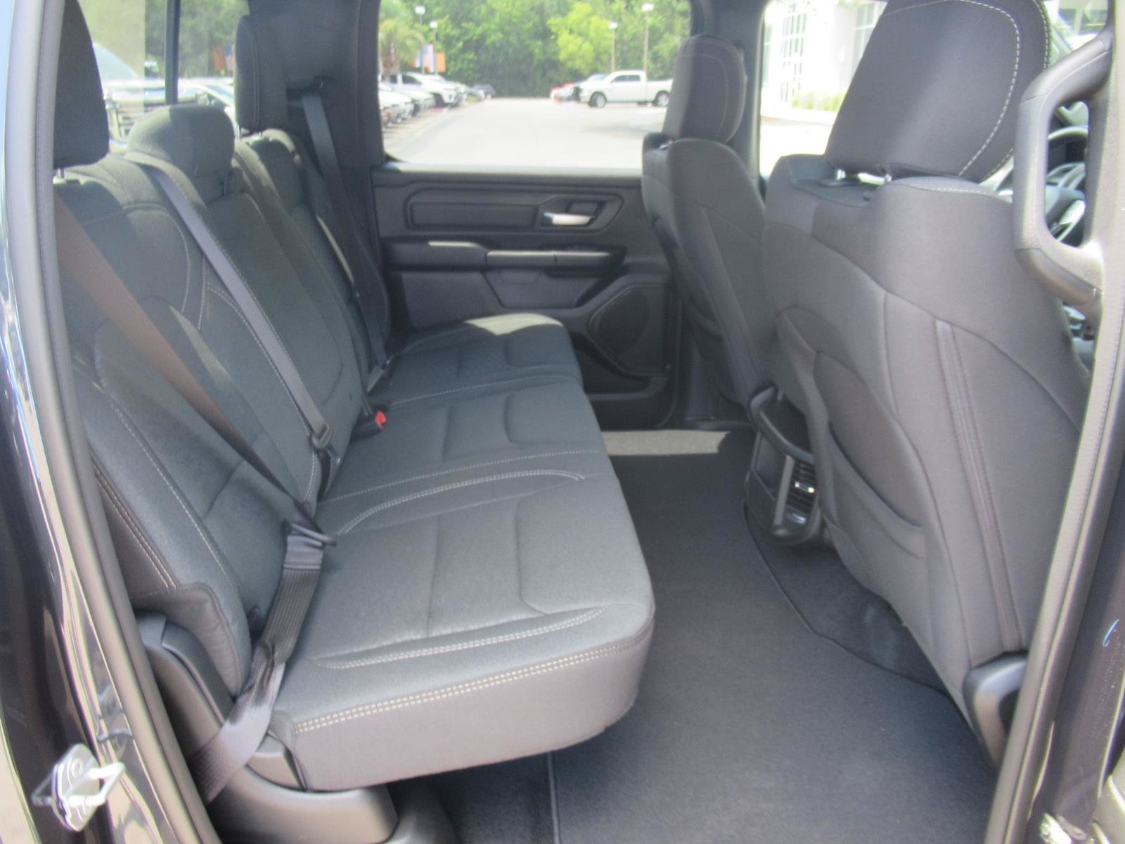 New 2026 RAM 1500 Express RWD image 29