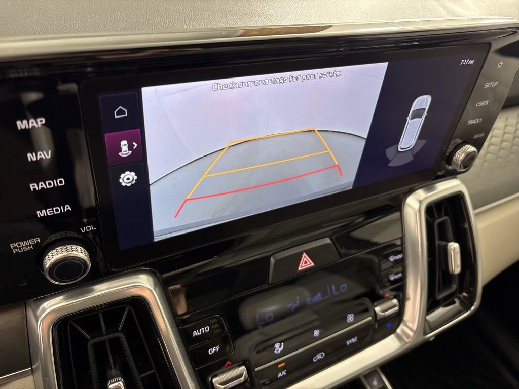 Used 2023 Kia Sorento SX image 32