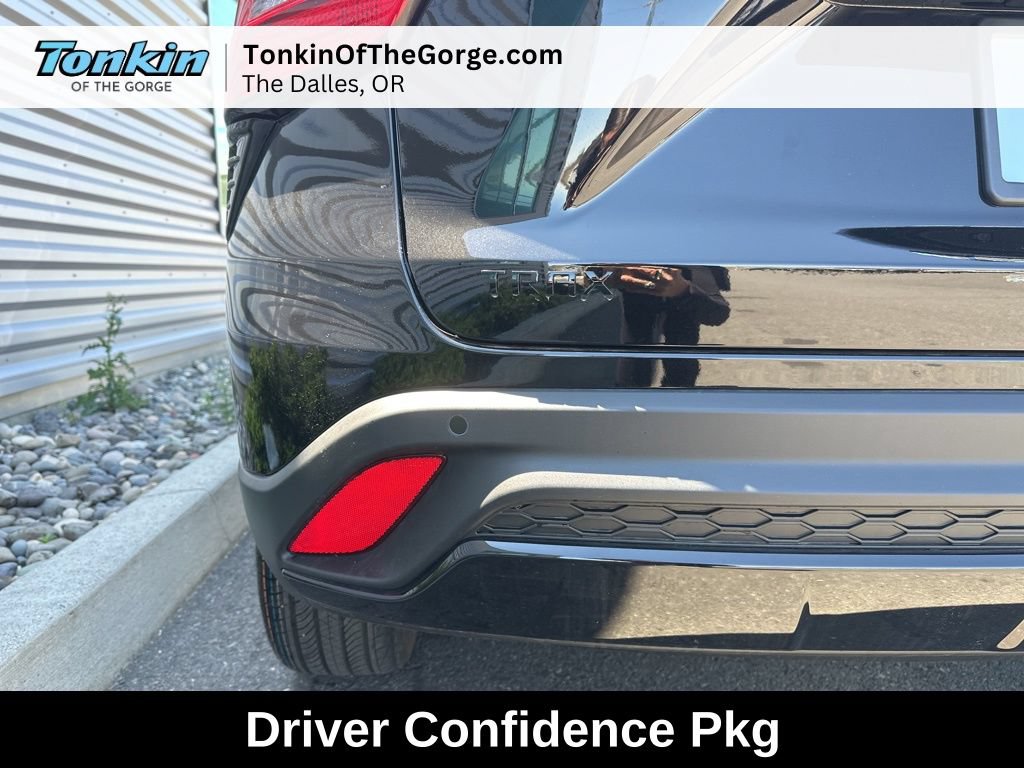 New 2026 Chevrolet Trax RS w/ Driver Confidence Package FWD image 24