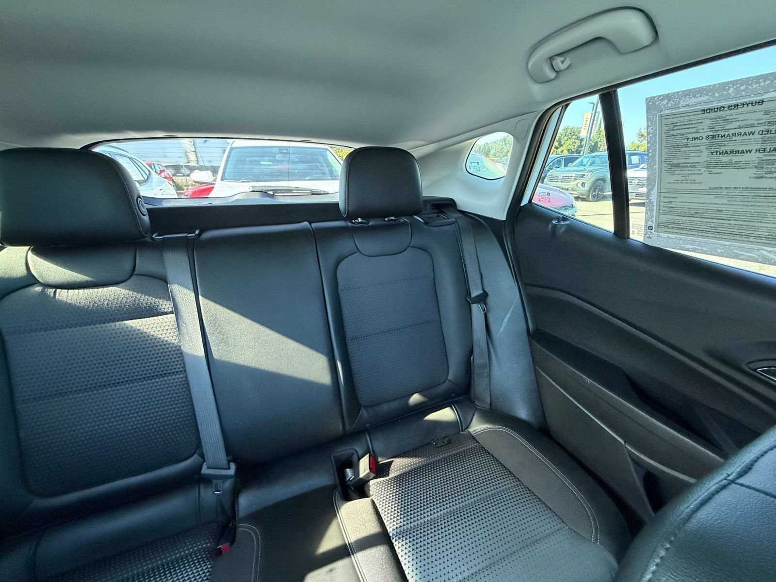 Used 2025 Chevrolet Trax LT FWD image 35
