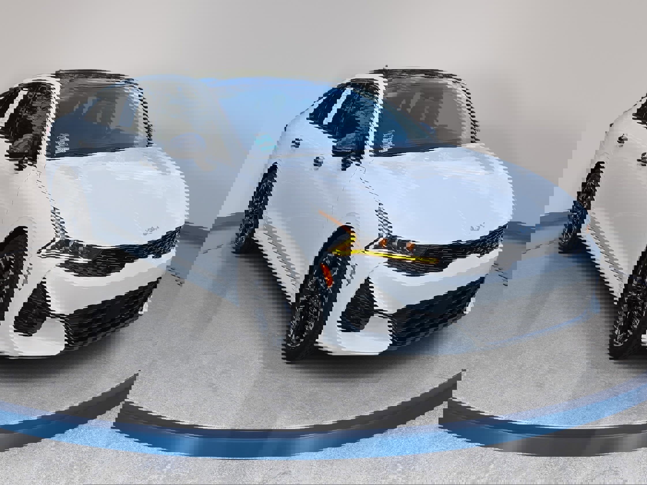 Used 2023 Kia K5 GT-Line image 3