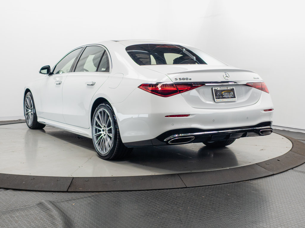 Used 2025 Mercedes-Benz S 580e 4MATIC Sedan image 30