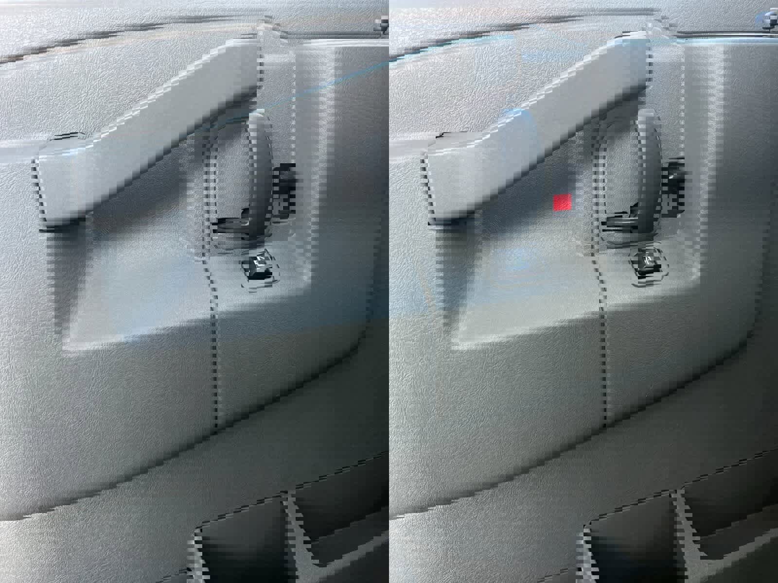 Used 2017 Chevrolet Express 3500 LT w/ LT Preferred Equipment Group image 13