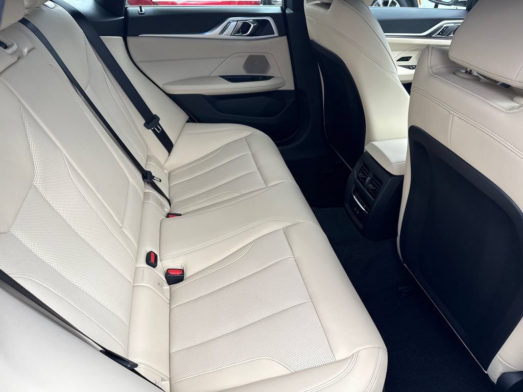 New 2026 BMW i4 eDrive40 RWD image 23