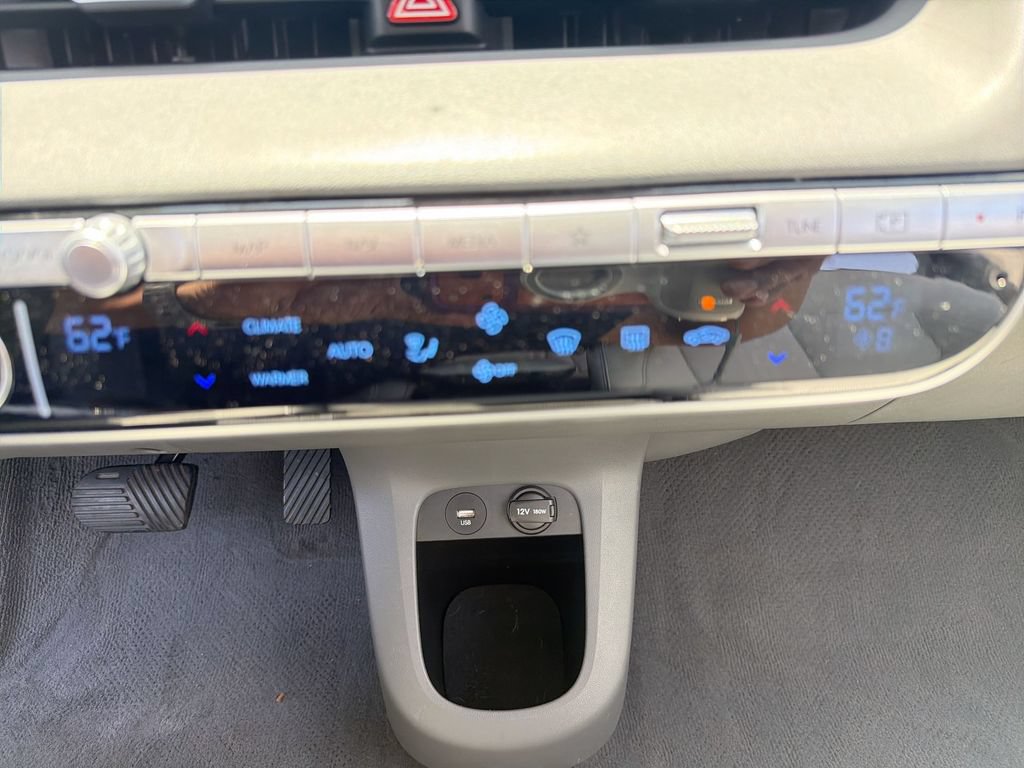 Used 2024 Hyundai Ioniq 5 Limited RWD image 17