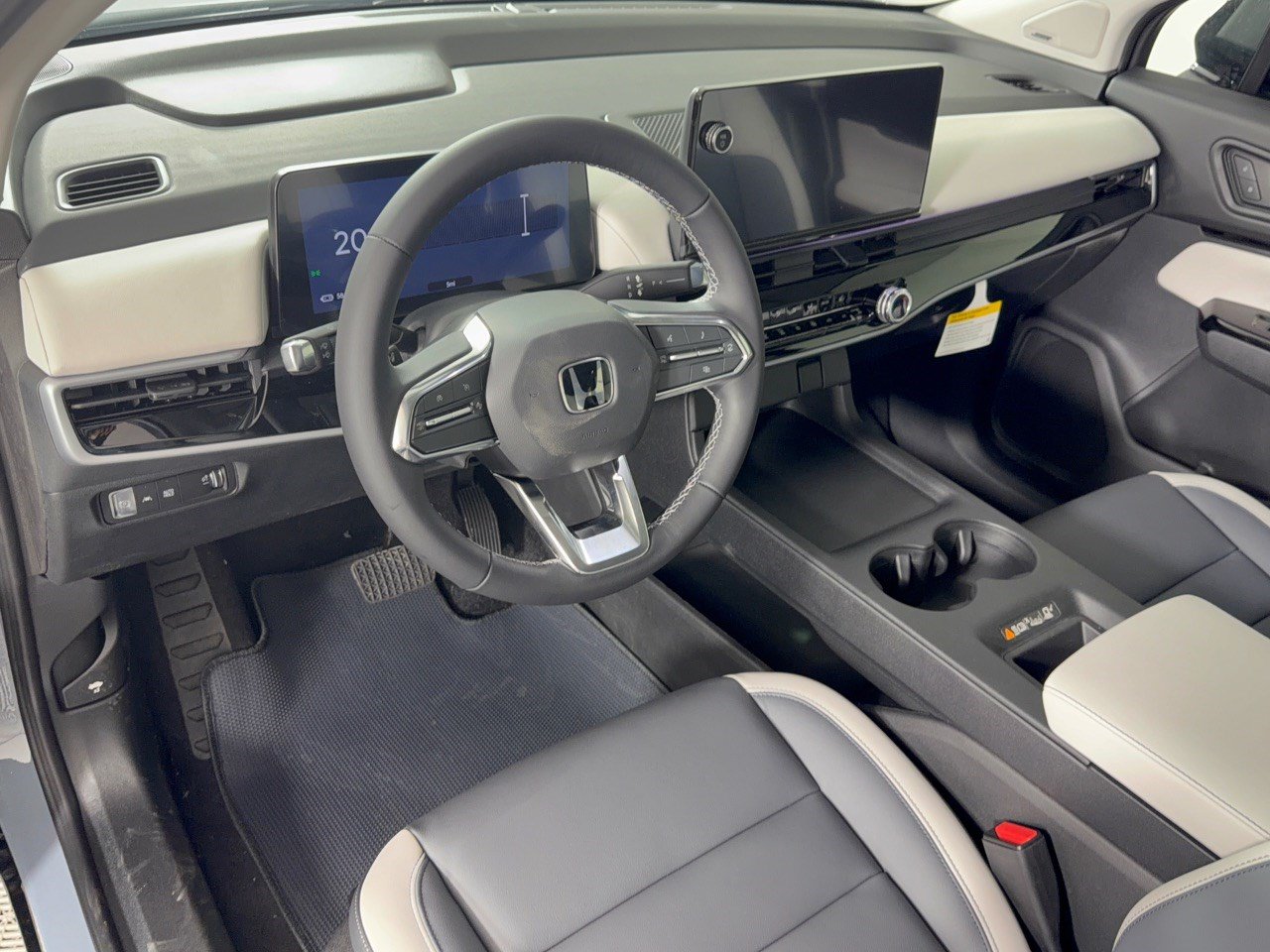New 2026 Honda Prologue Touring image 4