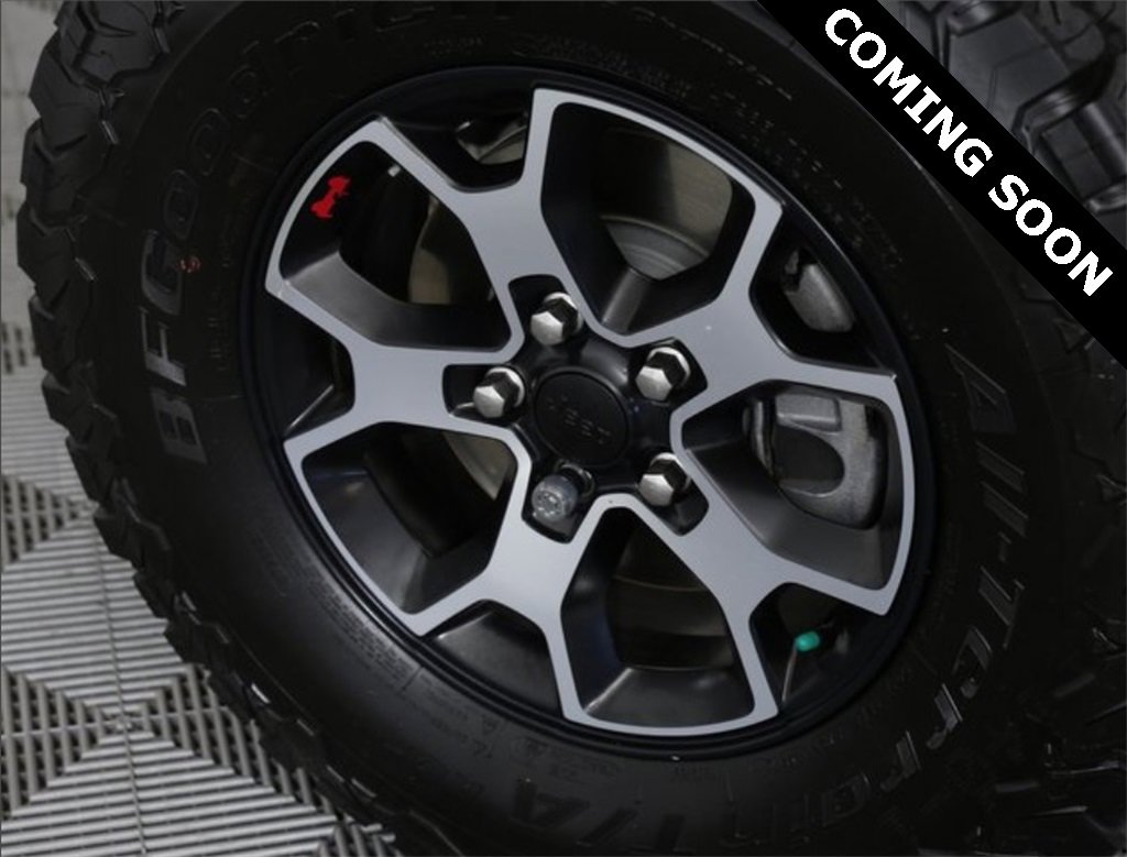 Used 2021 Jeep Wrangler Unlimited Rubicon w/ Cold Weather Group image 6