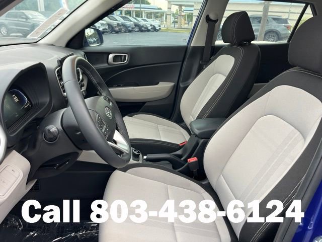 Used 2024 Hyundai Venue SEL FWD image 7