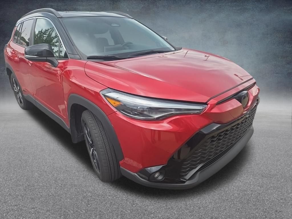 Used 2024 Toyota Corolla Cross AWD Hybrid w/ Convenience Package image 2