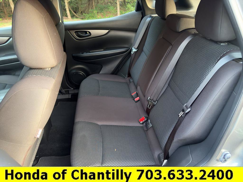 Used 2018 Nissan Rogue Sport S w/ S Appearance Package AWD/4WD image 23