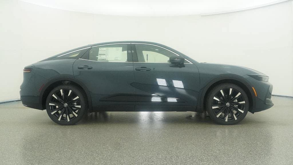 New 2026 Toyota Crown Platinum AWD/4WD image 27