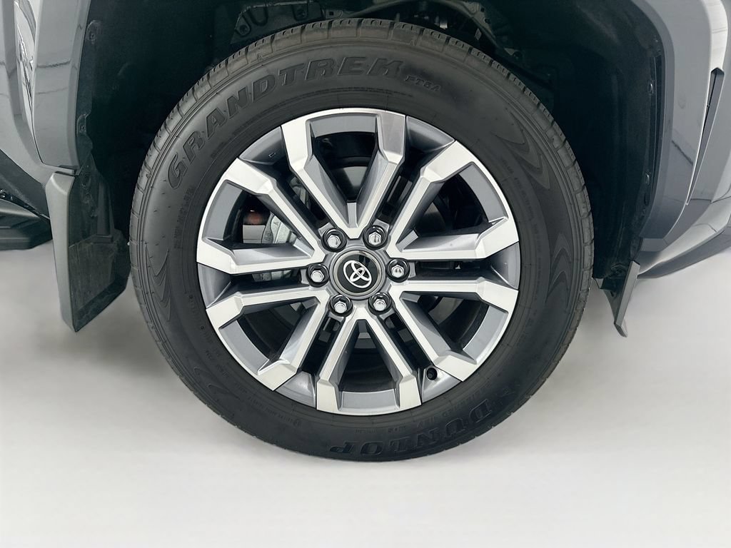 Used 2025 Toyota 4Runner Limited w/ Tow Technology Package AWD/4WD image 30