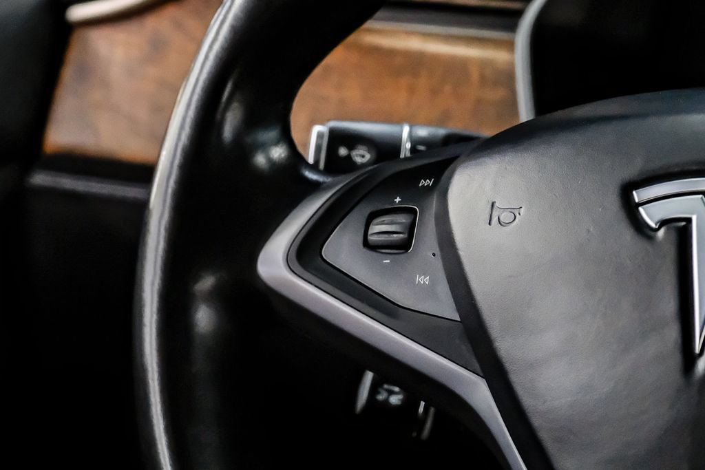 Used 2020 Tesla Model X Long Range AWD/4WD image 22