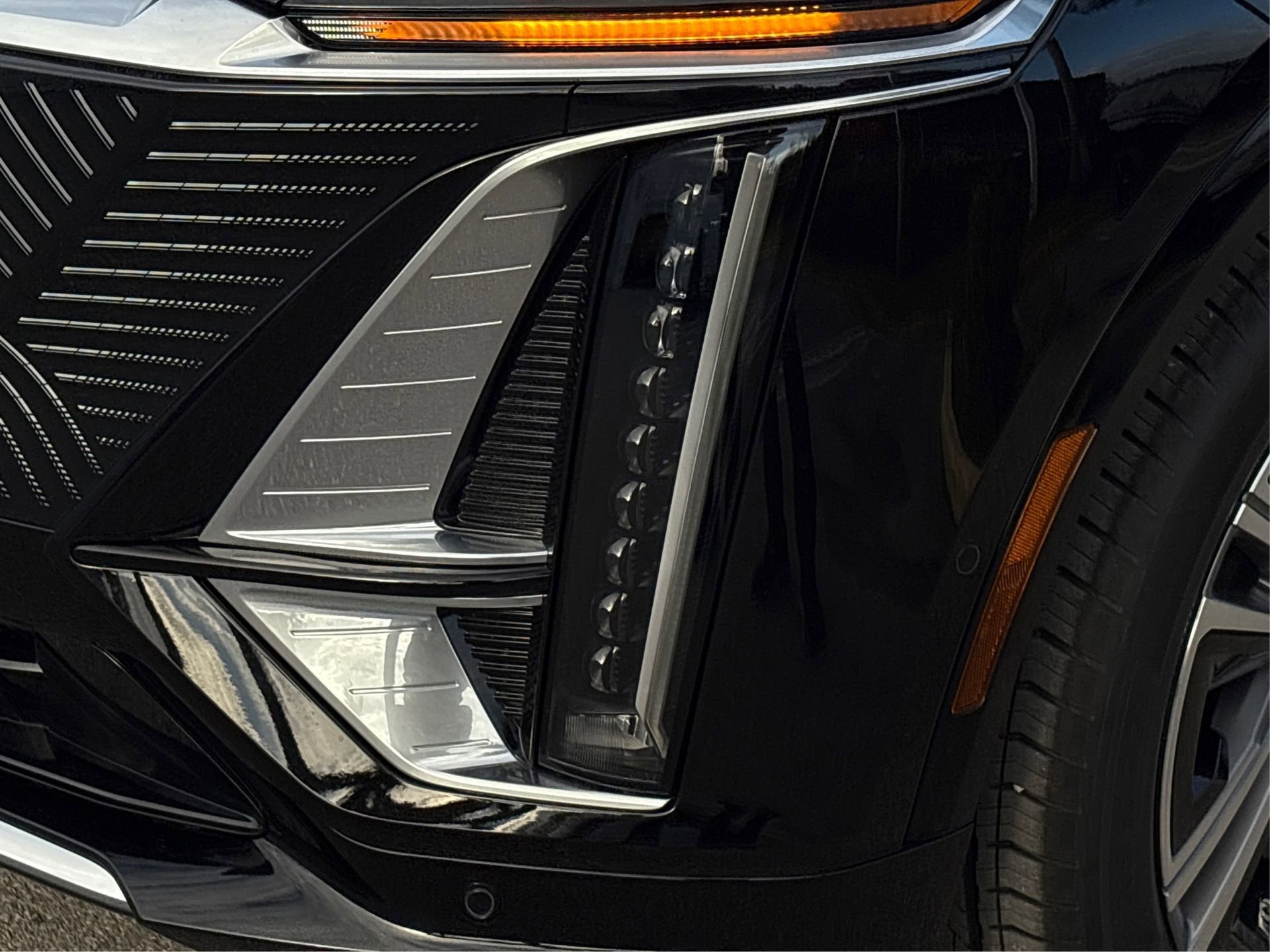 New 2026 Cadillac Lyriq Luxury image 14