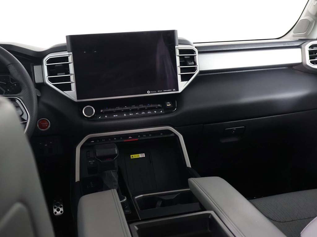 Used 2022 Toyota Tundra Limited w/ TRD Off-Road Package image 33