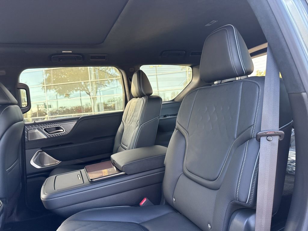 New 2026 INFINITI QX80 Autograph image 34