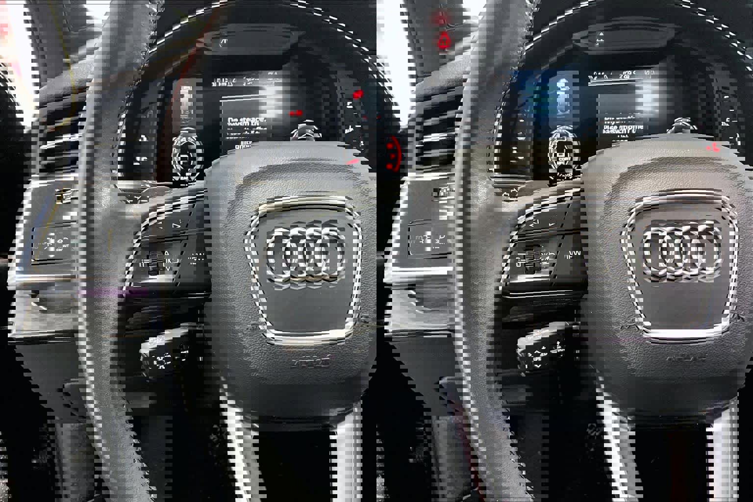 Used 2021 Audi Q7 3.0T Prestige image 21