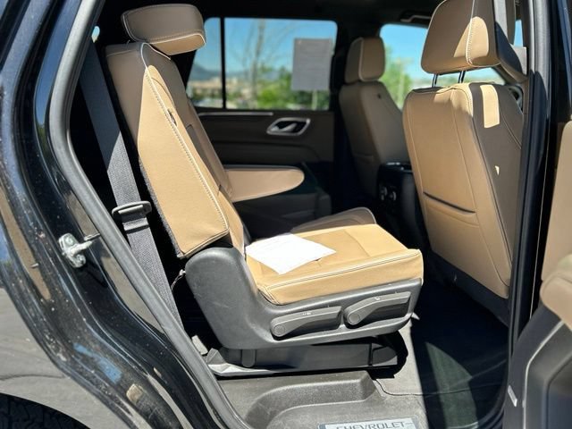 Used 2024 Chevrolet Tahoe Premier AWD/4WD image 28