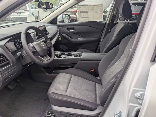 New 2026 Nissan Rogue SV w/ Cold Weather Package AWD/4WD image 14