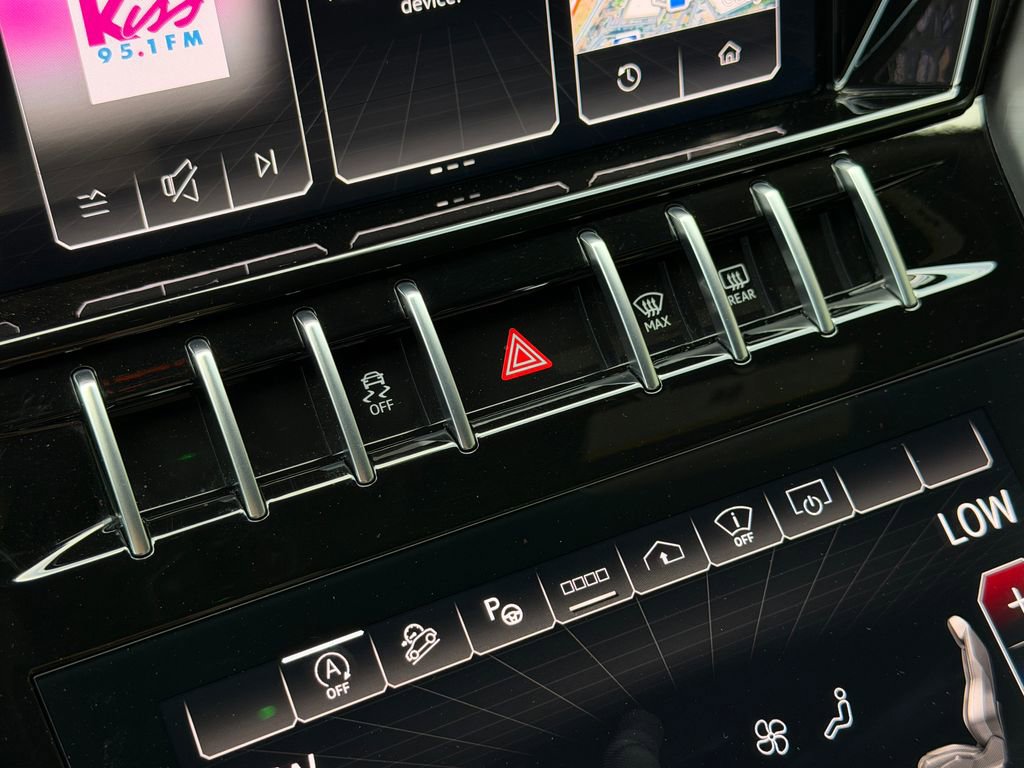 Used 2023 Lamborghini Urus S image 26