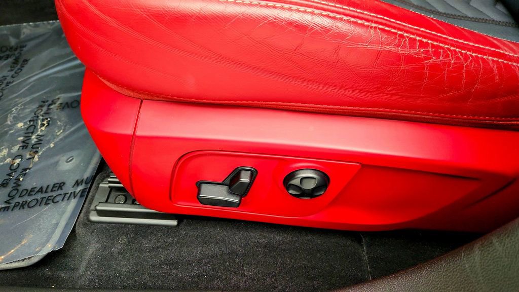 Used 2019 Maserati Levante GranLusso image 11