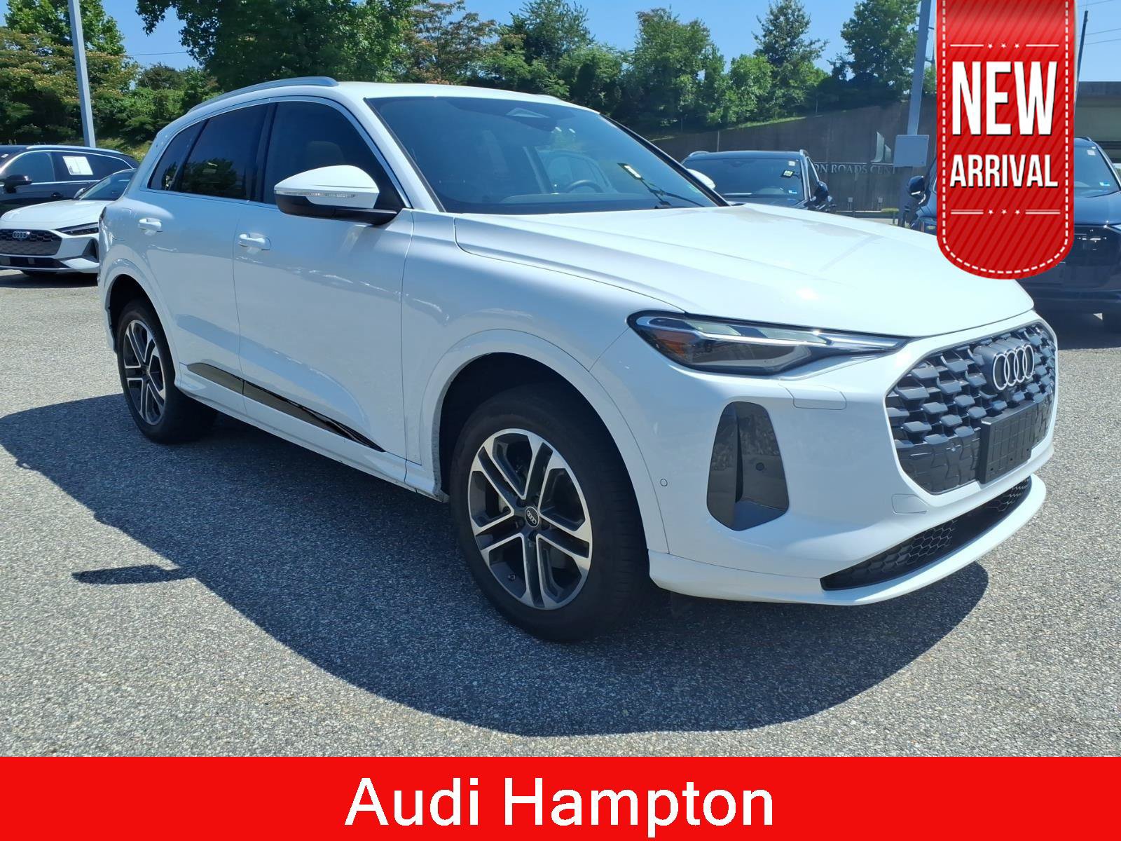 Used 2025 Audi Q5 Premium w/ Convenience Package AWD/4WD image 4