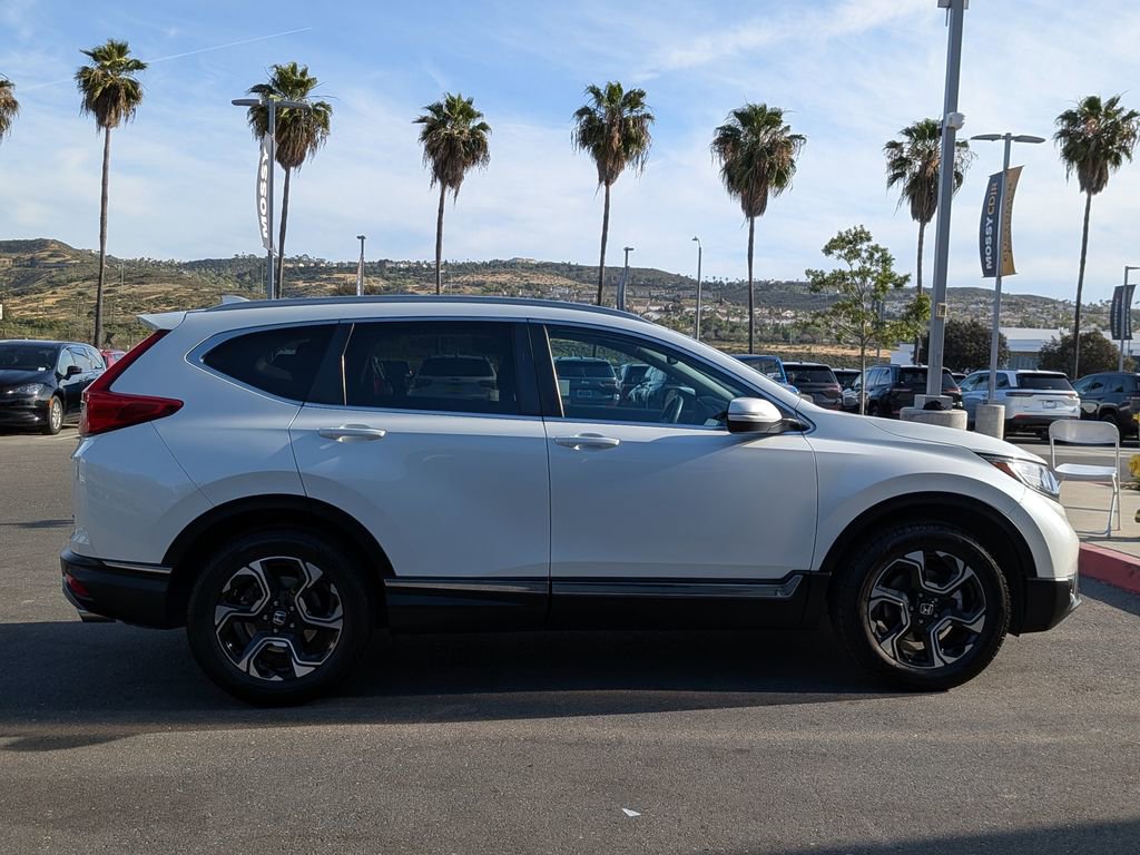 Used 2018 Honda CR-V Touring image 11
