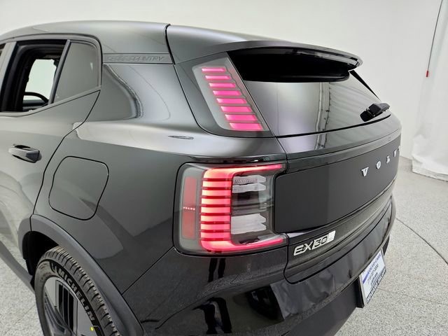 New 2026 Volvo EX30 Cross Country Ultra w/ Protection Package Premier image 27