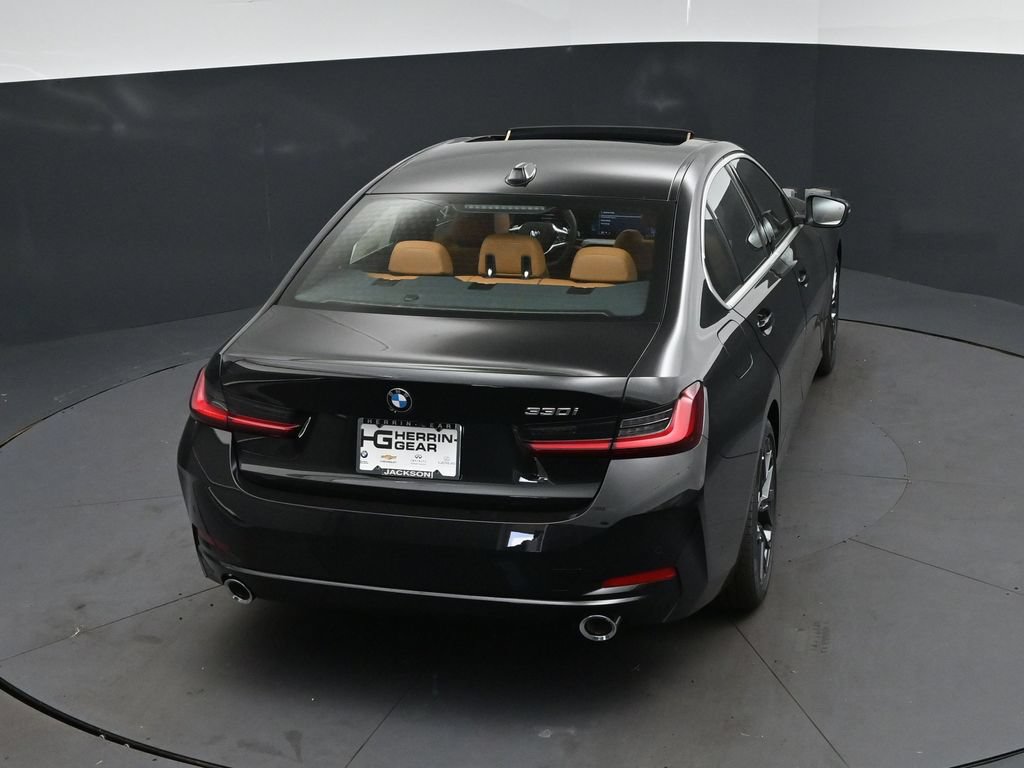 New 2026 BMW 330i Sedan w/ Premium Package RWD image 34