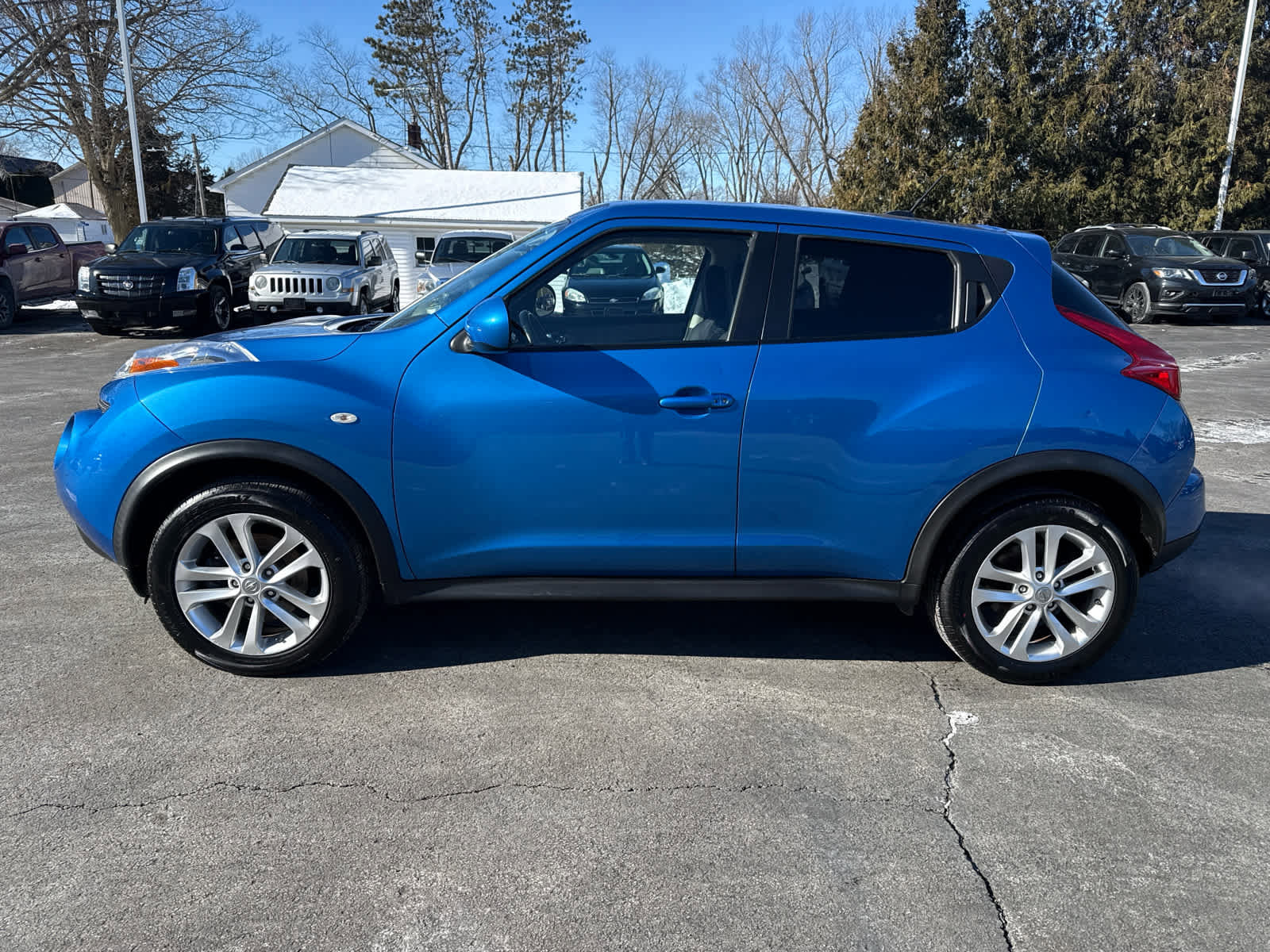 Used 2012 Nissan Juke SV image 6