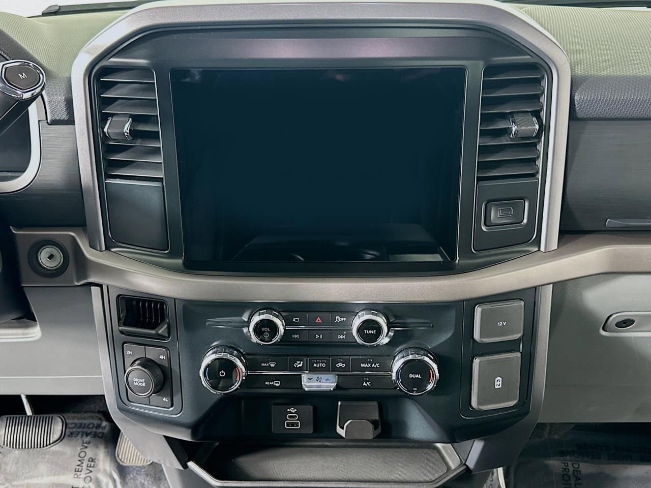 Used 2025 Ford F150 XLT w/ Equipment Group 301A Standard image 12