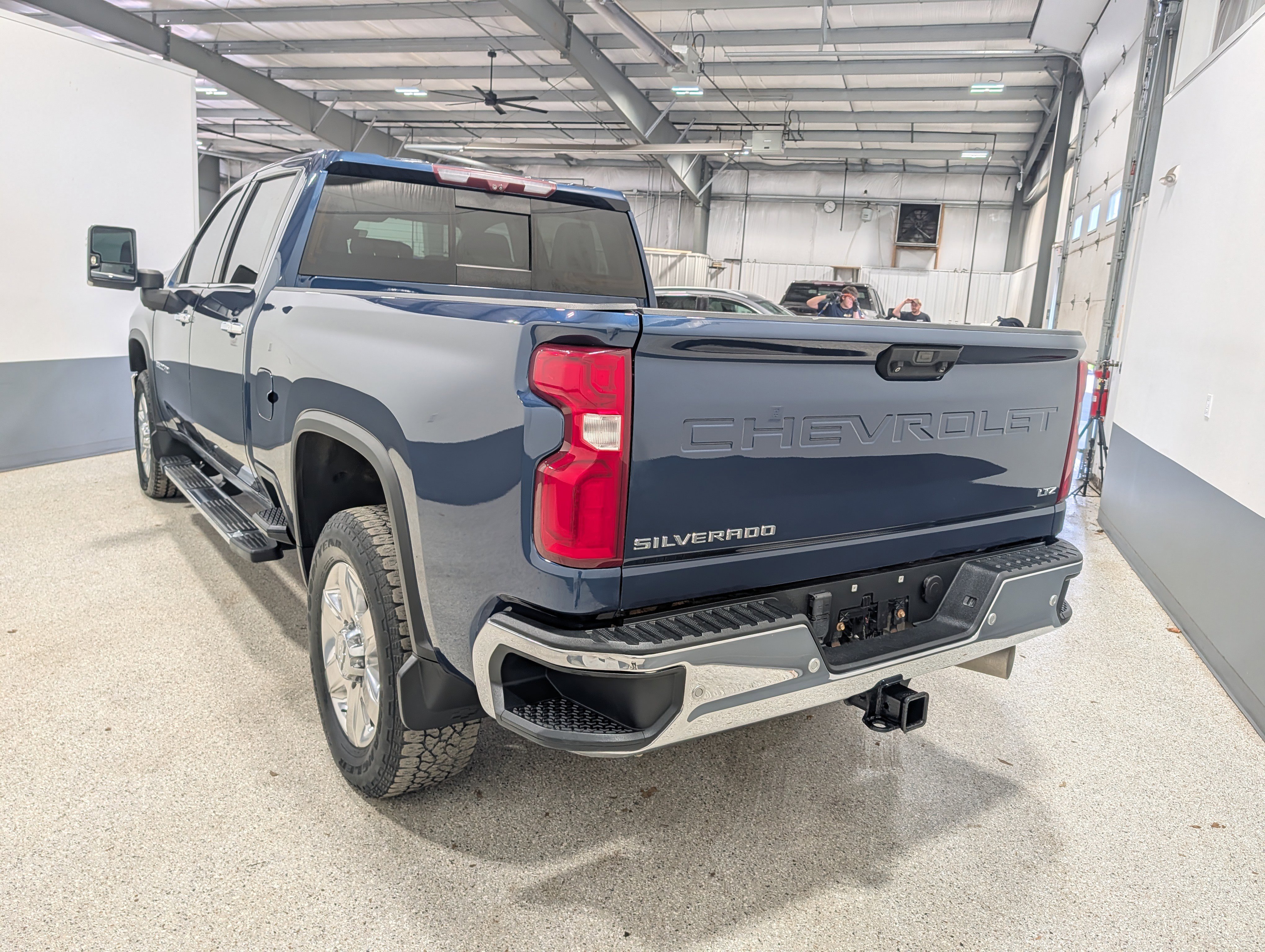 Used 2020 Chevrolet Silverado 2500 LTZ w/ LTZ Premium Package AWD/4WD image 5