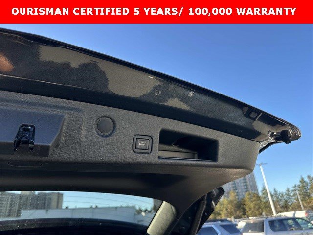 Certified 2023 Chevrolet Equinox LT w/ Driver Convenience Package image 12