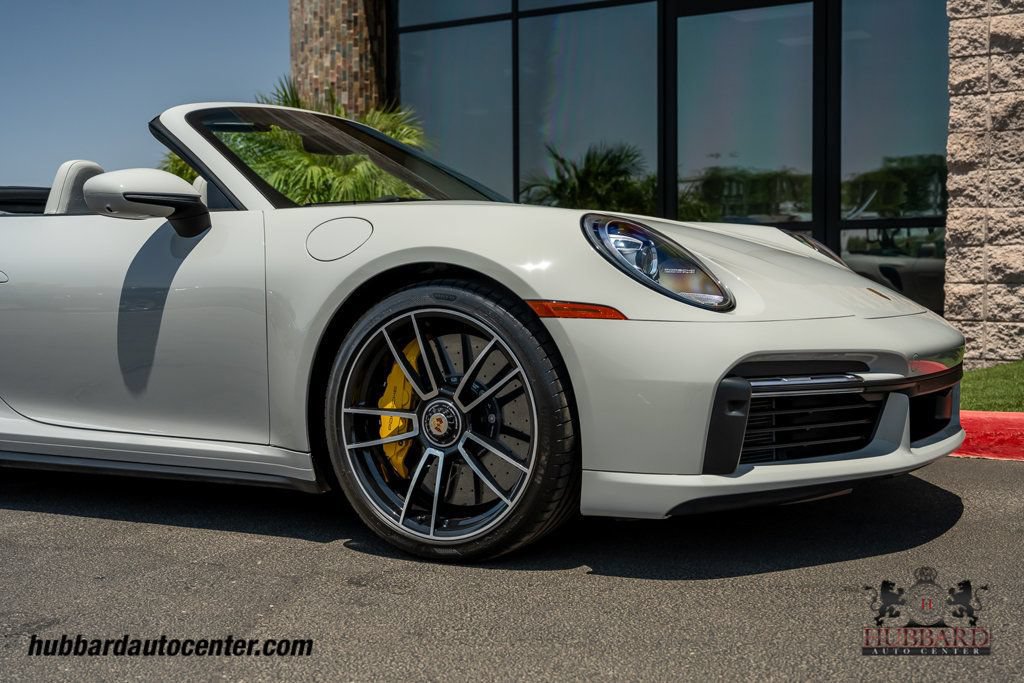 Used 2022 Porsche 911 Cabriolet AWD/4WD image 17