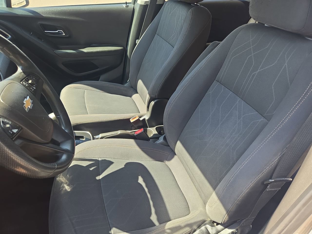 Used 2019 Chevrolet Trax LT FWD image 16