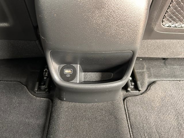 Used 2023 Hyundai Kona Limited image 32