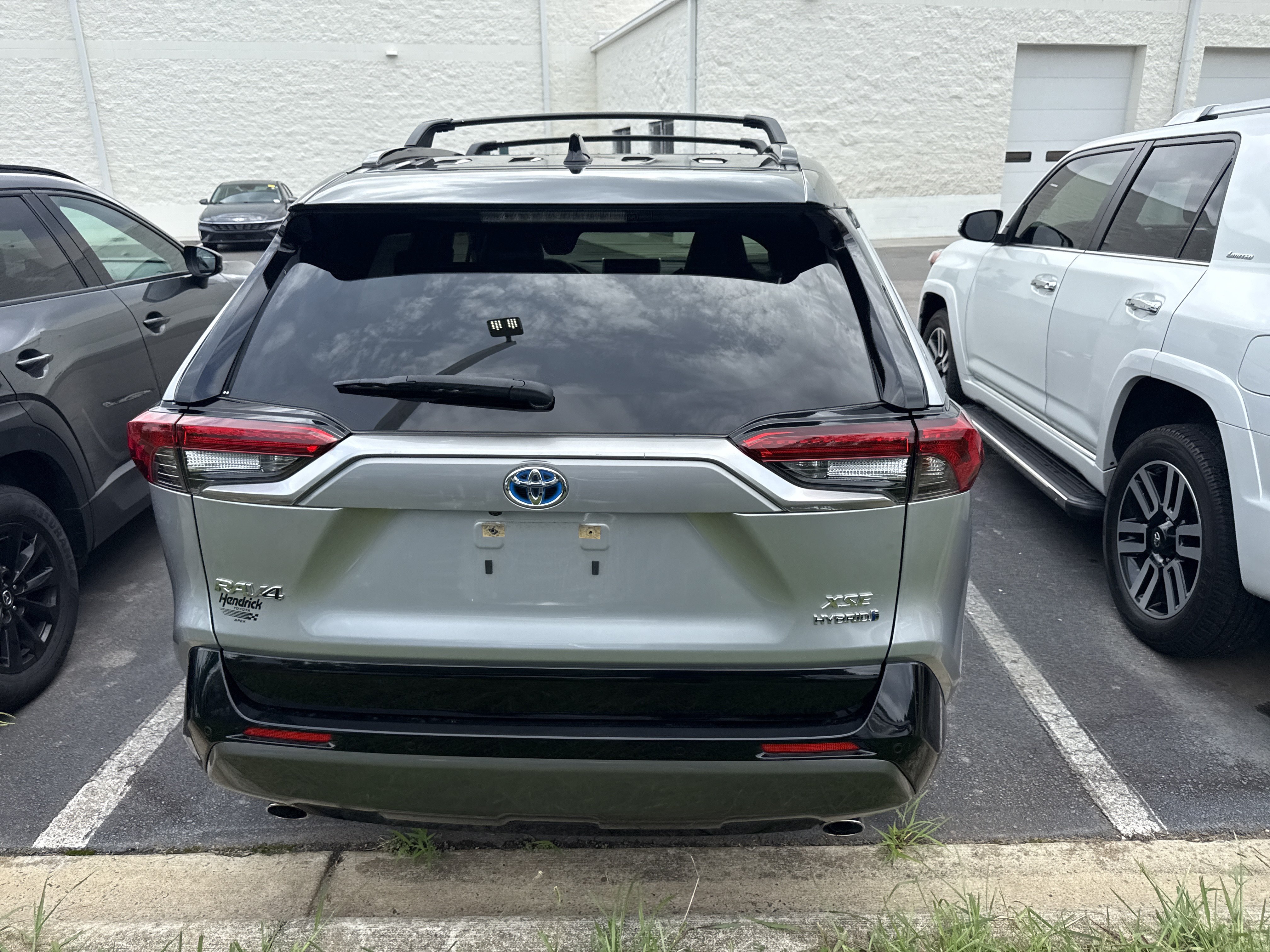 Used 2019 Toyota RAV4 XSE AWD/4WD image 8