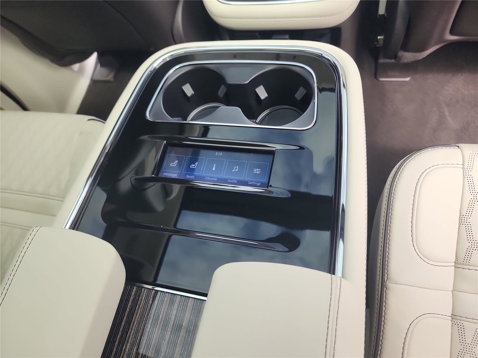 Used 2023 Lincoln Navigator Black Label image 28