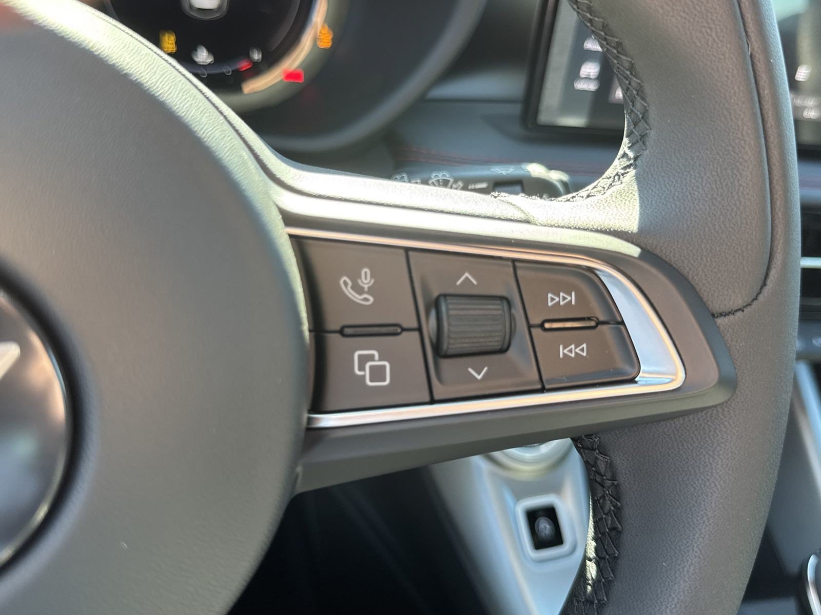 New 2025 Dodge Hornet GT w/ GT Blacktop Package AWD/4WD image 28
