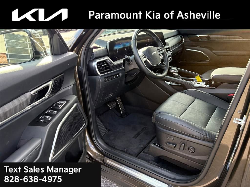 Used 2025 Kia Telluride SX image 18