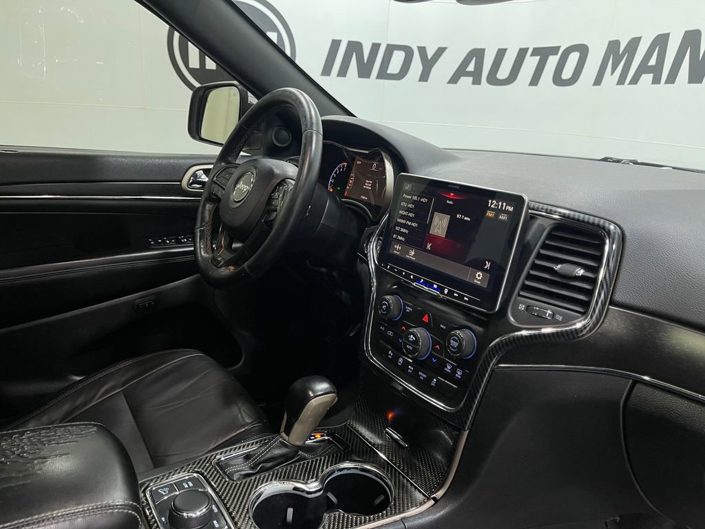 Used 2017 Jeep Grand Cherokee Limited image 20