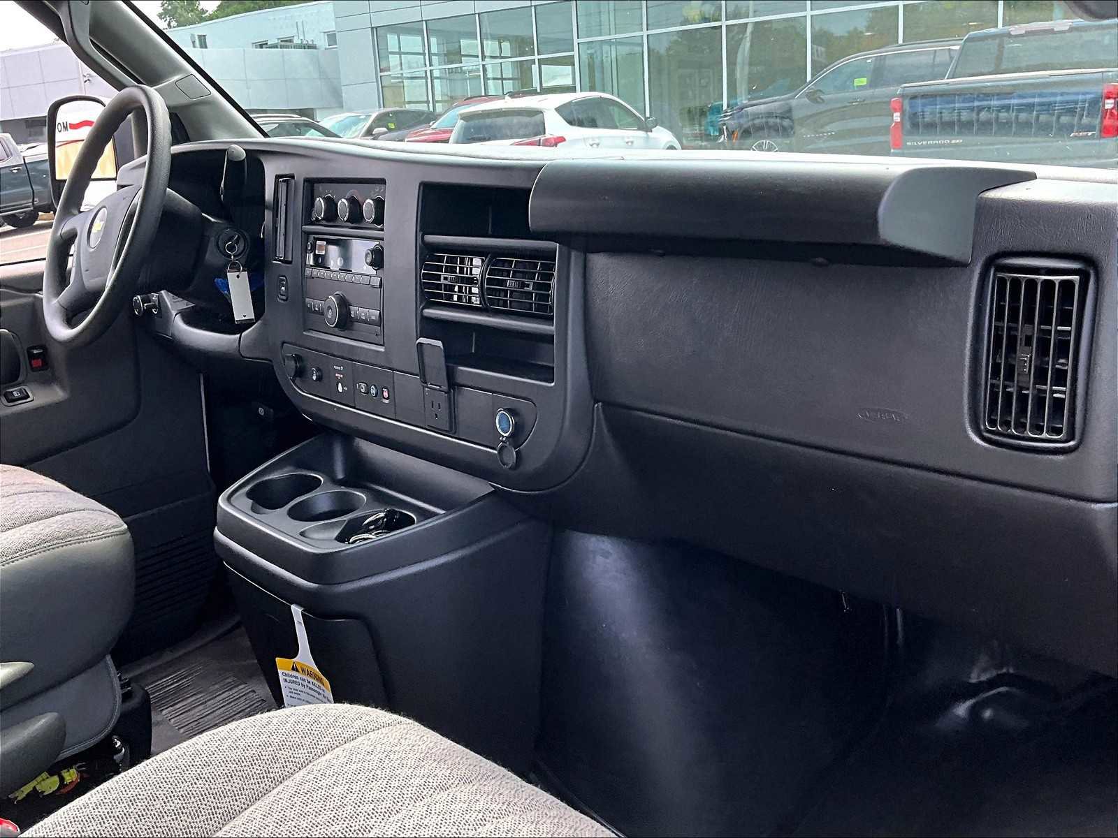 New 2025 Chevrolet Express 2500 w/ Driver Convenience Package image 10