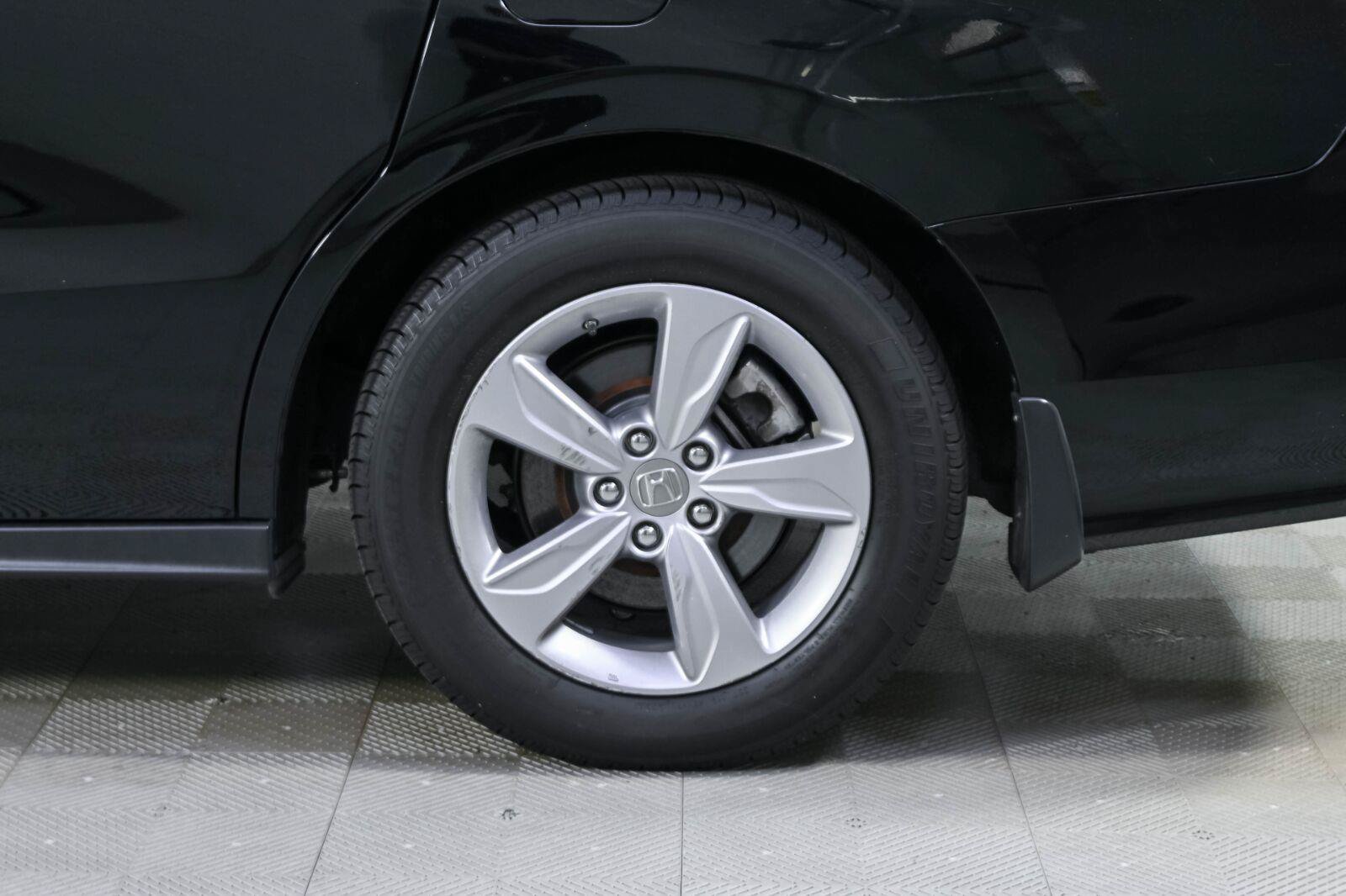 Used 2019 Honda Odyssey EX-L image 37